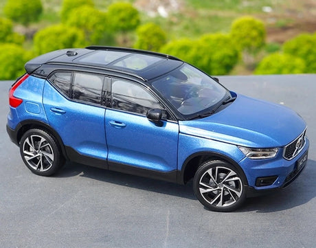 [OEM] 1:18 Volvo 2018 XC40 Blue Model Car Die-Cast