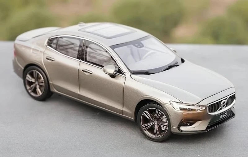 [OEM] 1:18 Volvo 2020 S60 ou voiture miniature Die-Cast