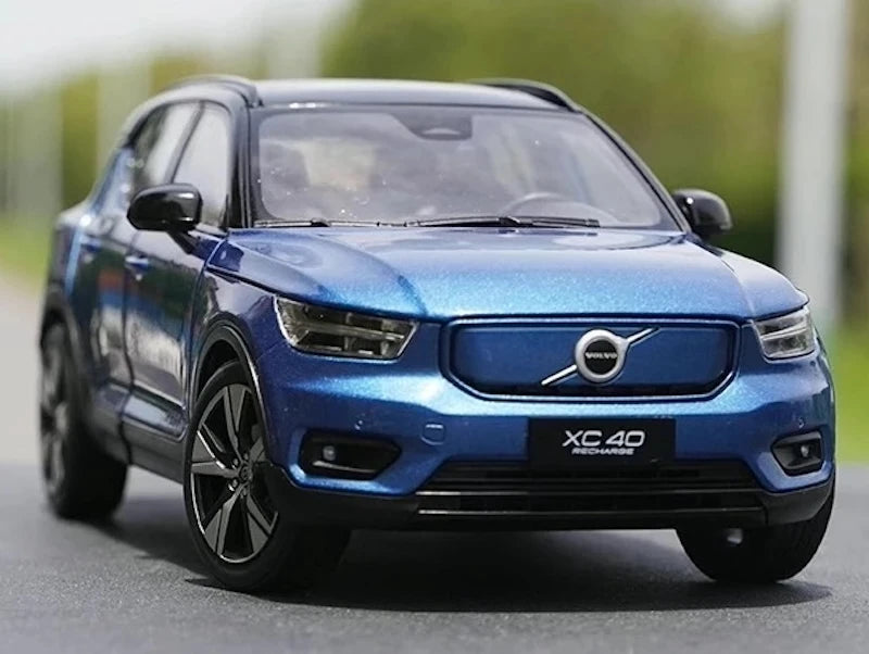 [OEM] 1:18 Volvo 2022 XC40 Blue Model Car Die-Cast