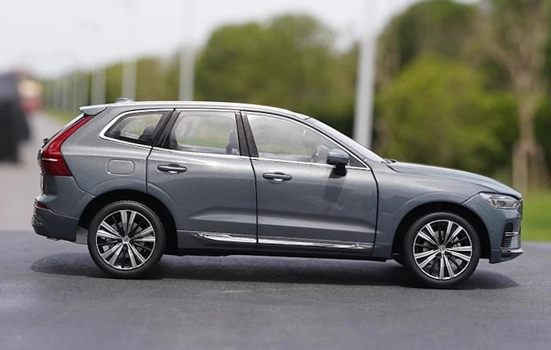 [OEM] 1:18 Volvo 2022 XC60 blu modellino di auto Die-Cast