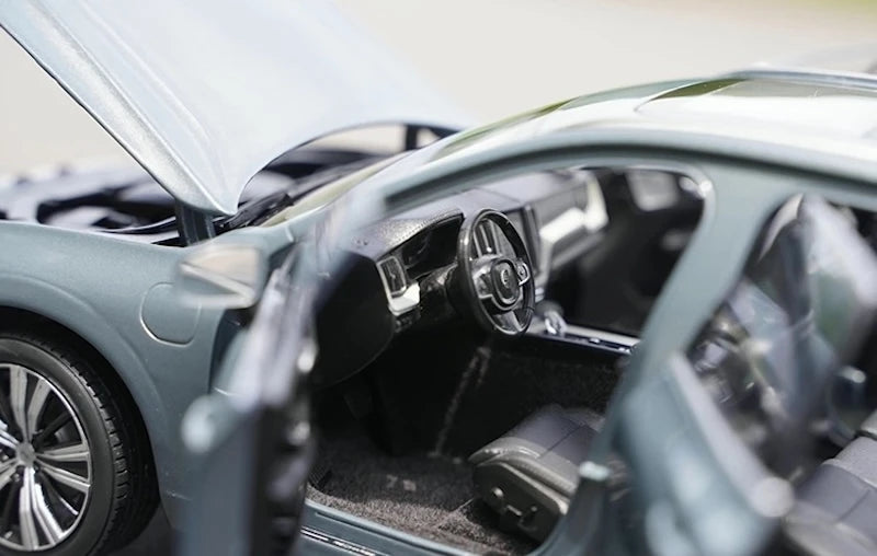 [OEM] 1:18 Volvo 2022 XC60 blu modellino di auto Die-Cast