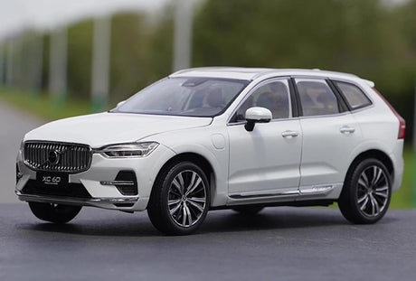 [OEM] 1:18 Volvo 2022 XC60 White Model Car Die-Cast