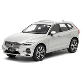 [OEM] 1:18 Volvo 2022 XC60 zilver modelauto Die-Cast