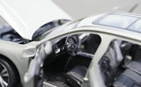 [OEM] 1:18 Volvo 2022 XC60 zilver modelauto Die-Cast