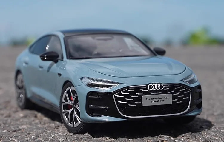 [OEM] 1:18 Audi 2023 A5L Sportback Blue Model Car Die-Cast