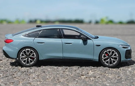 [OEM] 1:18 Audi 2023 A5L Sportback Blue Model Car Die-Cast