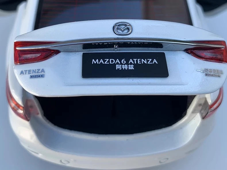 [OEM] 1:18 Mazda 2020 CX-30 White Model Car Die-Cast