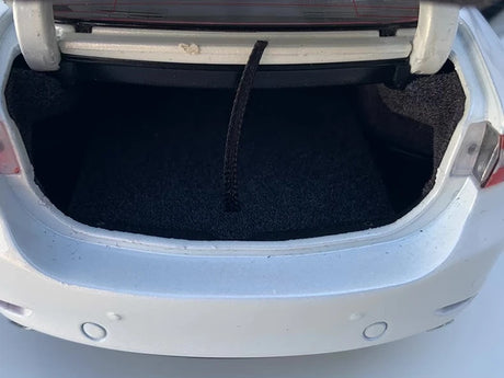 [OEM] 1:18 Mazda 2020 CX-30 White Model Car Die-Cast