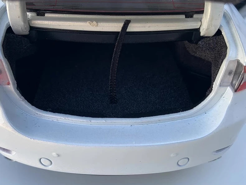 [OEM] 1:18 Mazda 2020 CX-30 White Model Car Die-Cast
