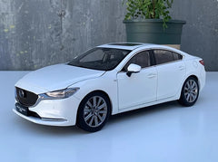 [OEM] 1:18 Mazda 2020 CX-30 White Model Car Die-Cast