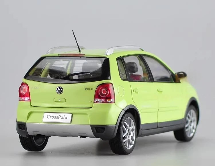 [OEM] 1:18 Volkswagen 2007 Crosspolo Green Model Car Die-Cast