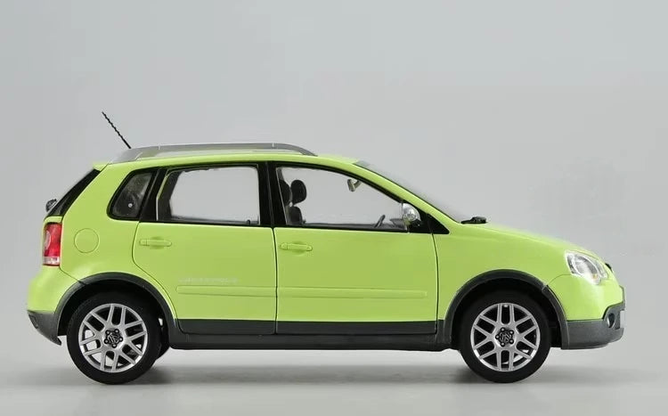 [OEM] 1:18 Volkswagen 2007 Crosspolo Green Model Car Die-Cast