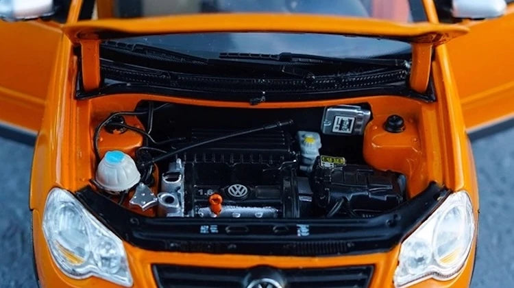 [OEM] 1:18 Volkswagen 2007 Crosspolo oranje modelauto Die-Cast