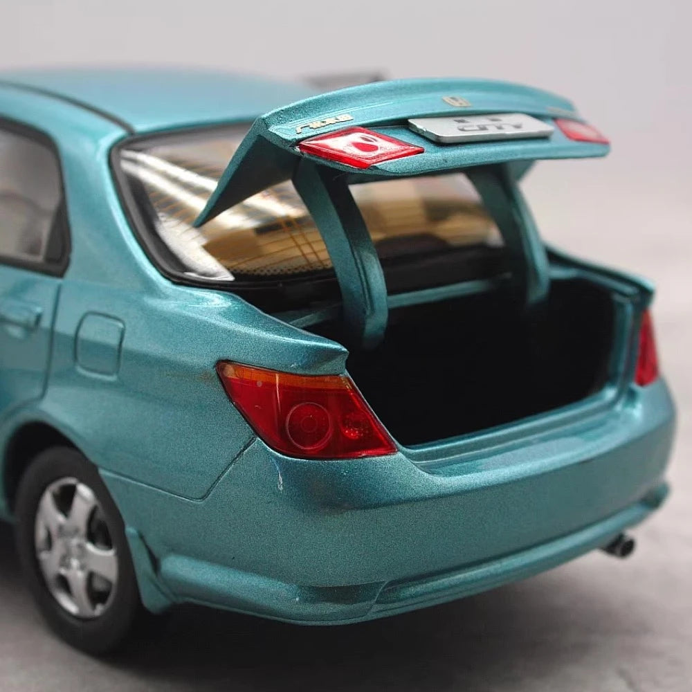[OEM] 1:24 Honda 2003 City Blue Model Car Die-Cast