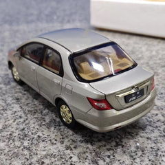 [OEM] 1:24 Honda 2003 Fit Saloon Silver Model Car Die-Cast