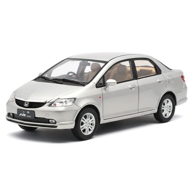 [OEM] 1:24 Honda 2003 Fit Saloon silver modellbil Die-Cast