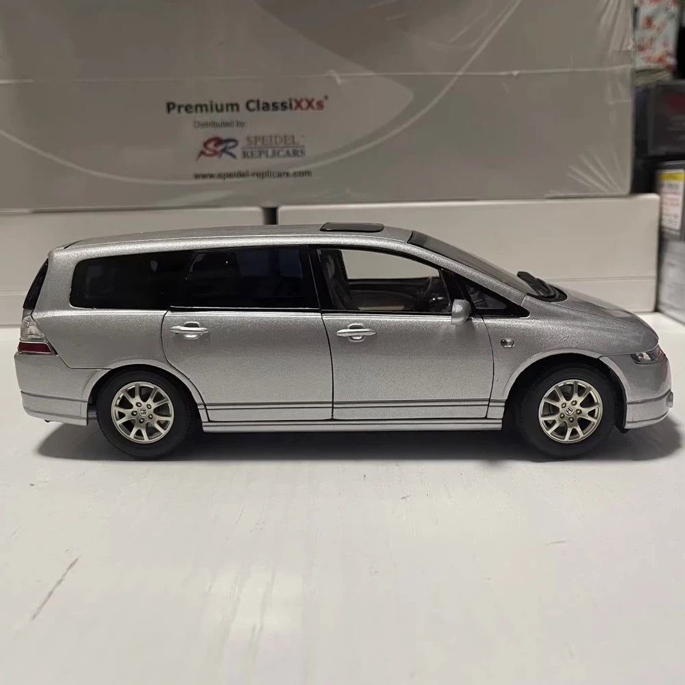 [OEM] 1:24 Honda 2004 Odyssey RB1 argent voiture miniature Die-Cast