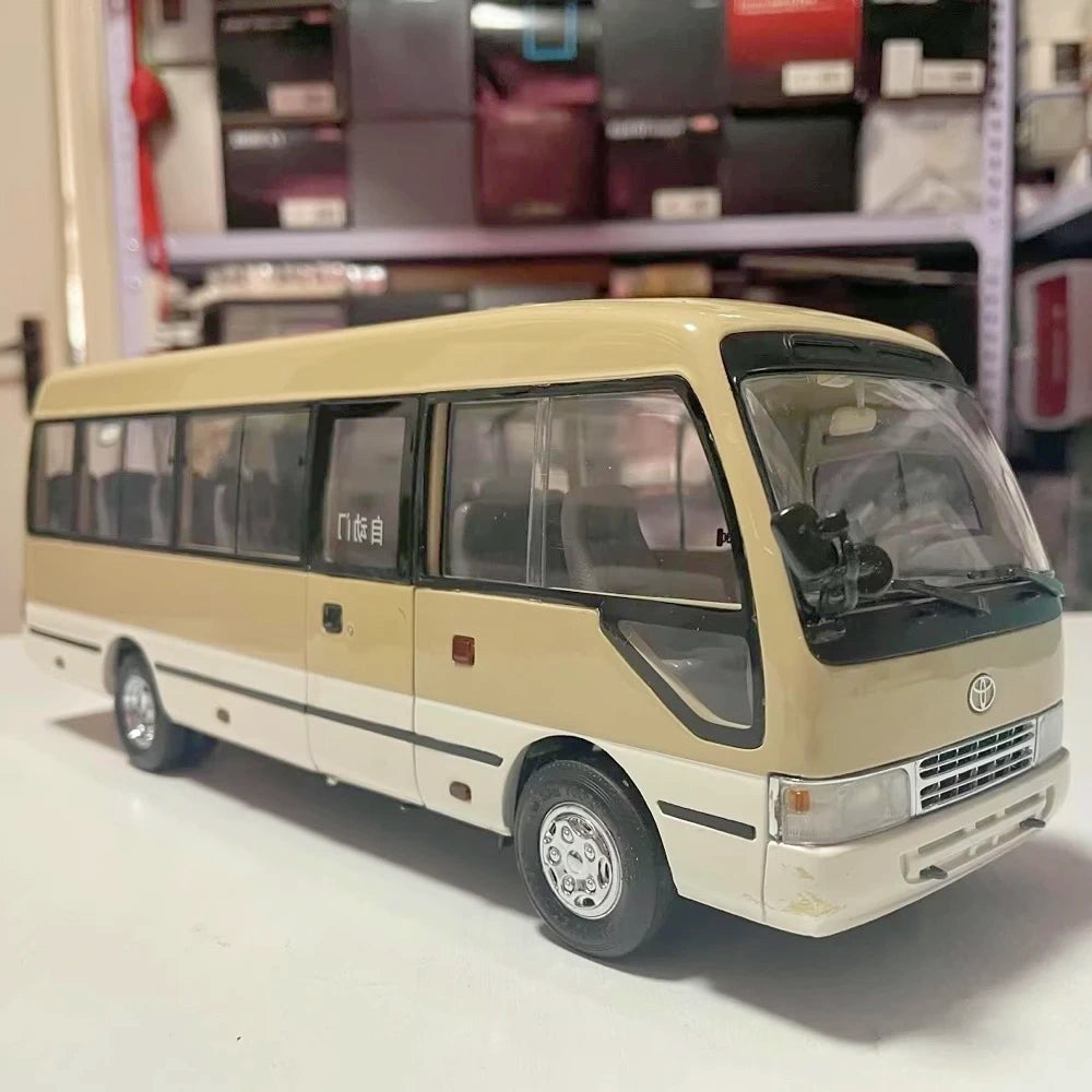 [OEM] 1:24 Toyota 1993 Coaster B40/B50 modellino di auto Die-Cast