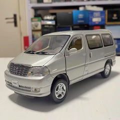 [OEM] 1:24 Toyota 2004 Granvia Silver Model Car Die-Cast