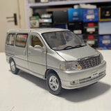 [OEM] 1:24 Toyota 2004 Granvia シルバー モデルカー Die-Cast