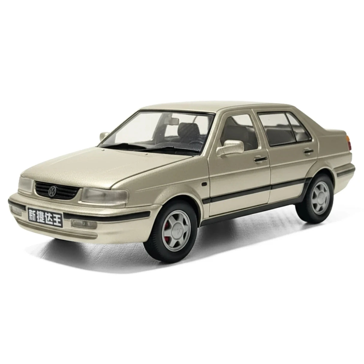 OEM Volkswagen 1997 Jetta Gold 1:24 – Kolekcjonerski model odlewany z metalu
