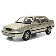 OEM Volkswagen 1997 Jetta złoty 1:24 – kolekcjonerski model samochodu z metalu odlewanego