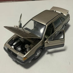[OEM] 1:24 Volkswagen 1997 Santana 2000 GLS ou voiture miniature Die-Cast