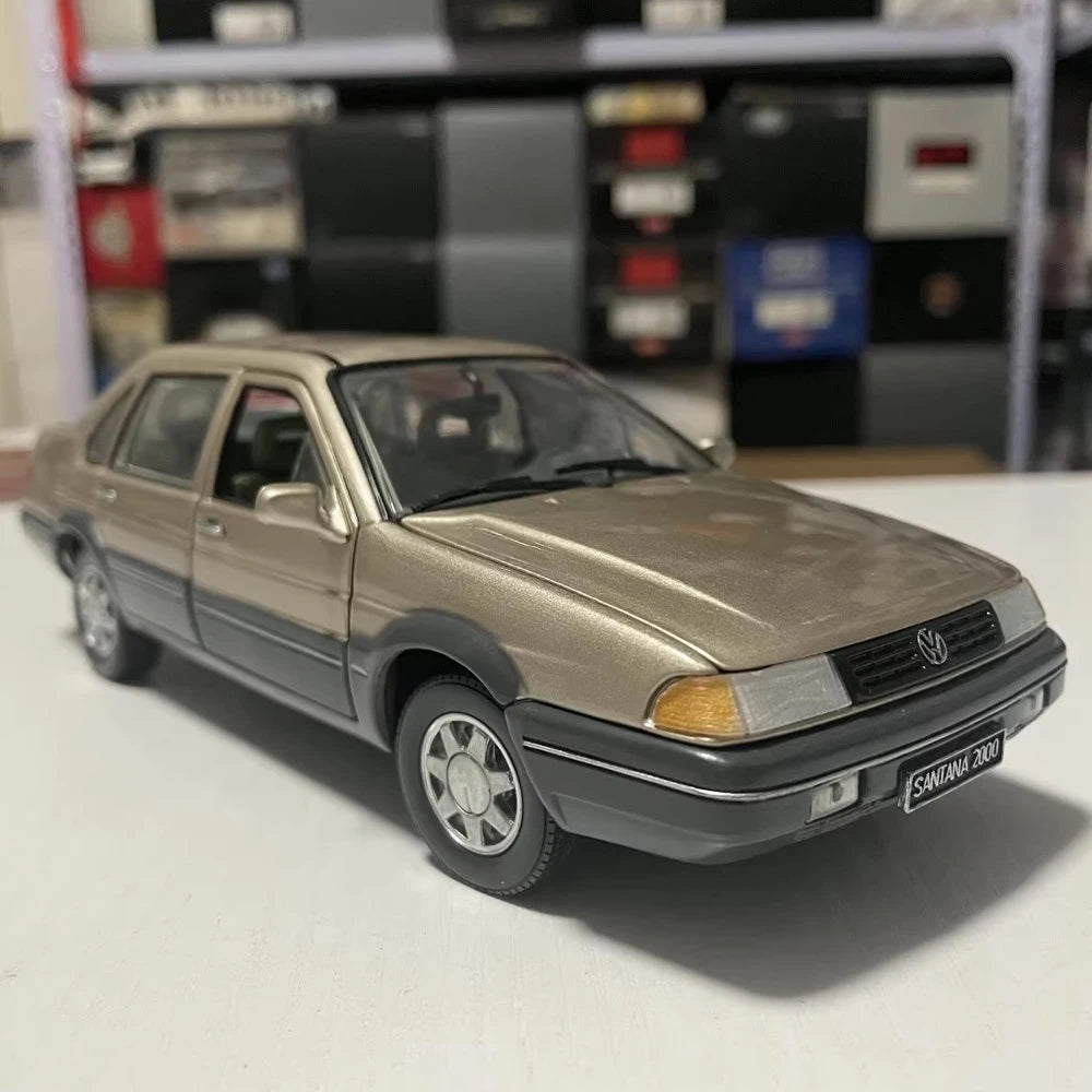 [OEM] 1:24 Volkswagen 1997 Santana 2000 GLS ou voiture miniature Die-Cast