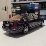 [OEM] 1:24 Volkswagen 2000 Passat B5 GSI Purple Model Car Die-Cast