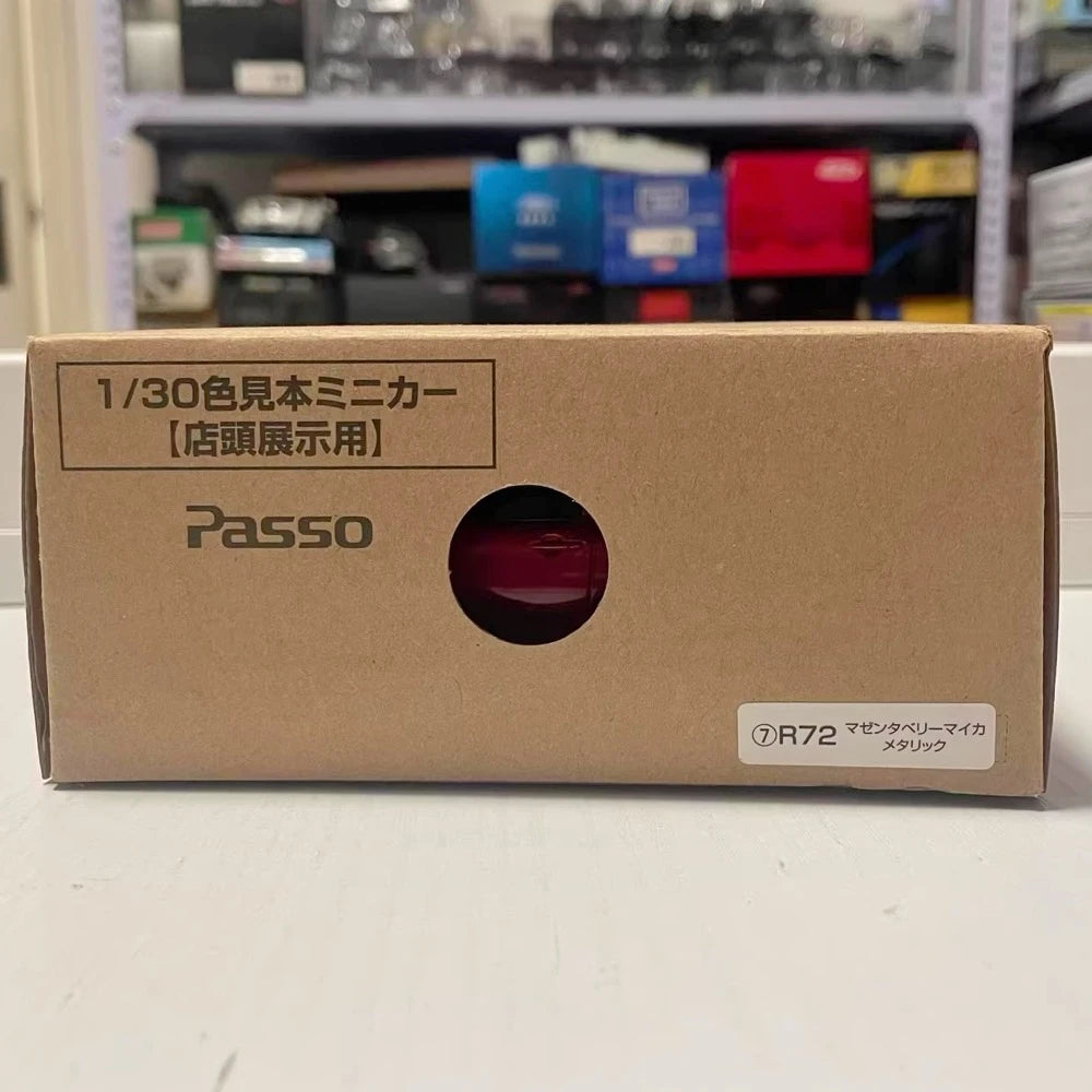 [OEM] 1:30 Toyota 2016 Passo M700A Red Model Car Die-Cast