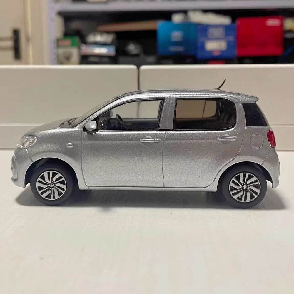 [OEM] 1:30 Toyota 2016 Passo M700A hopea pienoismalli Die-Cast