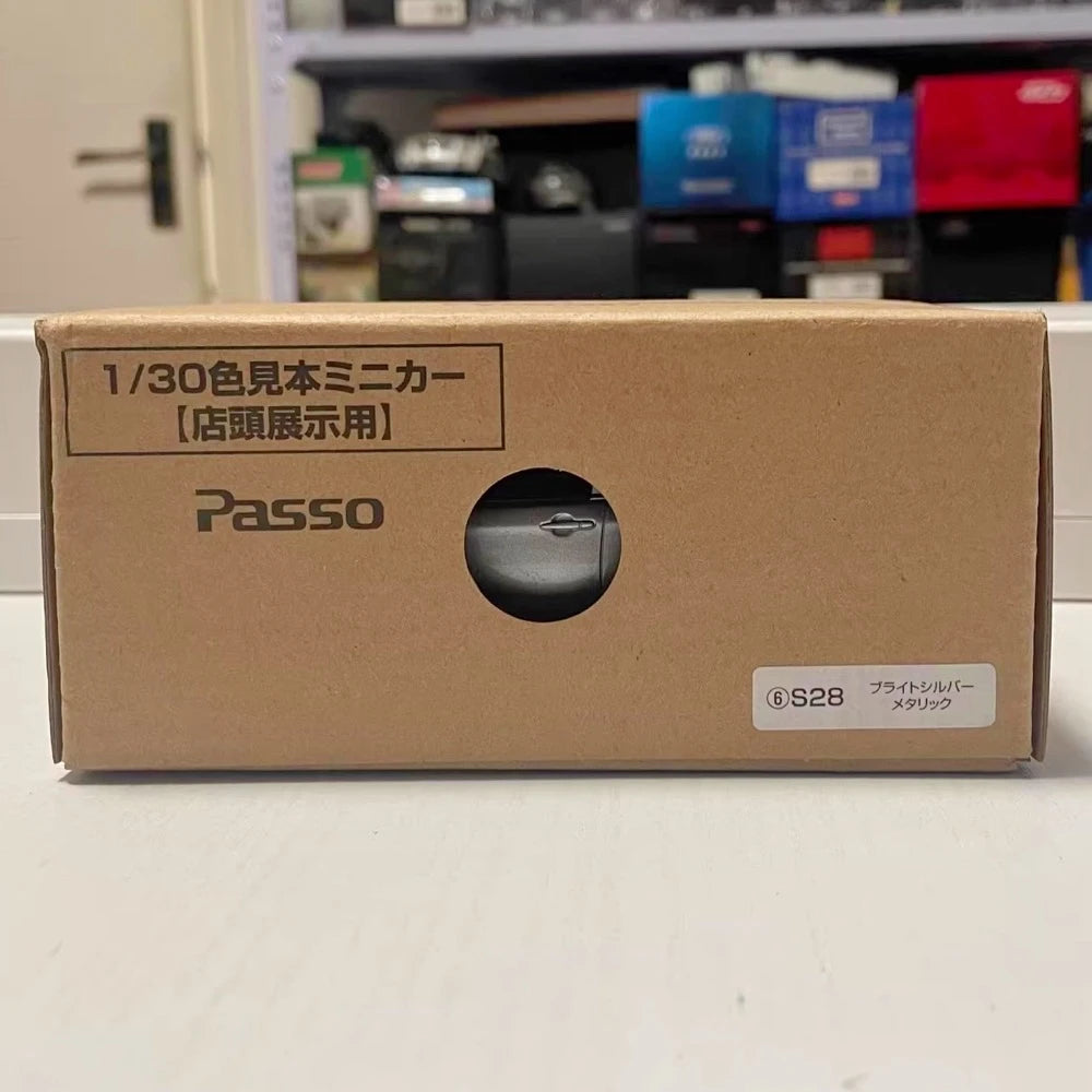 [OEM] 1:30 Toyota 2016 Passo M700A hopea pienoismalli Die-Cast