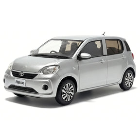 [OEM] 1:30 Toyota 2016 Passo M700A hopea pienoismalli Die-Cast