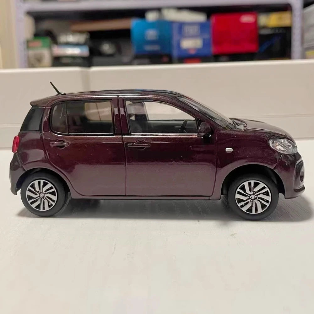 [OEM] 1:30 Toyota 2016 Passo M700A Wine modellino di auto Die-Cast