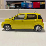 [OEM] 1:30 Toyota 2016 Passo M700A geel modelauto Die-Cast
