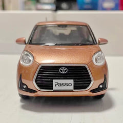 [OEM] 1:30 Toyota 2016 Passo MODA M700A Pink Model Car Die-Cast