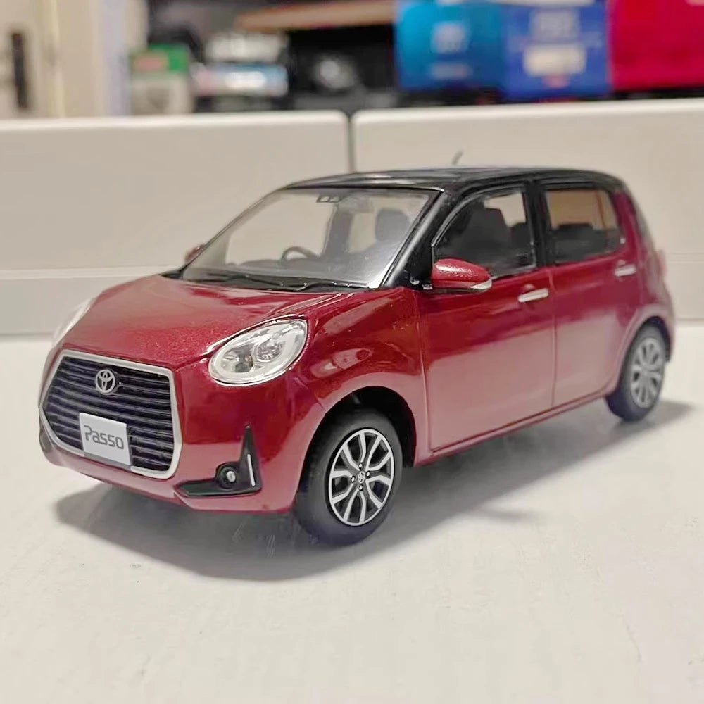 [OEM] 1:30 Toyota 2016 Passo MODA M700A Red Model Car Die-Cast