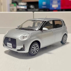 [OEM] 1:30 Toyota 2016 Passo MODA M700A Silver Model Car Die-Cast