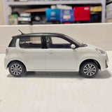 [OEM] 1:30 Toyota 2016 Passo MODA M700A wit modelauto Die-Cast