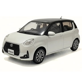 [OEM] 1:30 Toyota 2016 Passo MODA M700A wit modelauto Die-Cast
