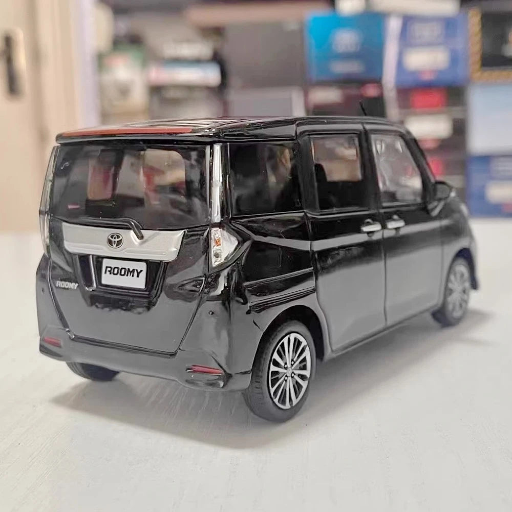 [OEM] 1:30 Toyota 2016 Roomy M900A ブラック モデルカー Die-Cast