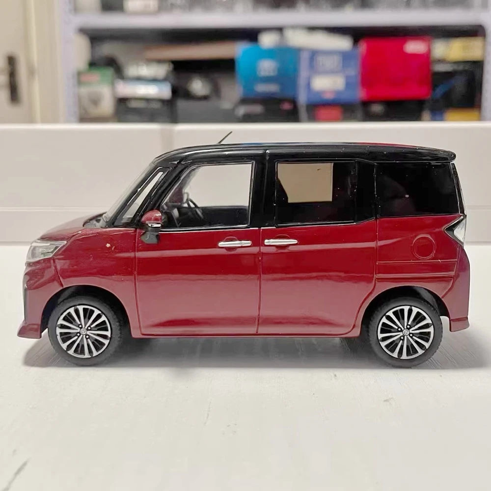 [OEM] 1:30 Toyota 2016 Roomy M900A rood modelauto Die-Cast