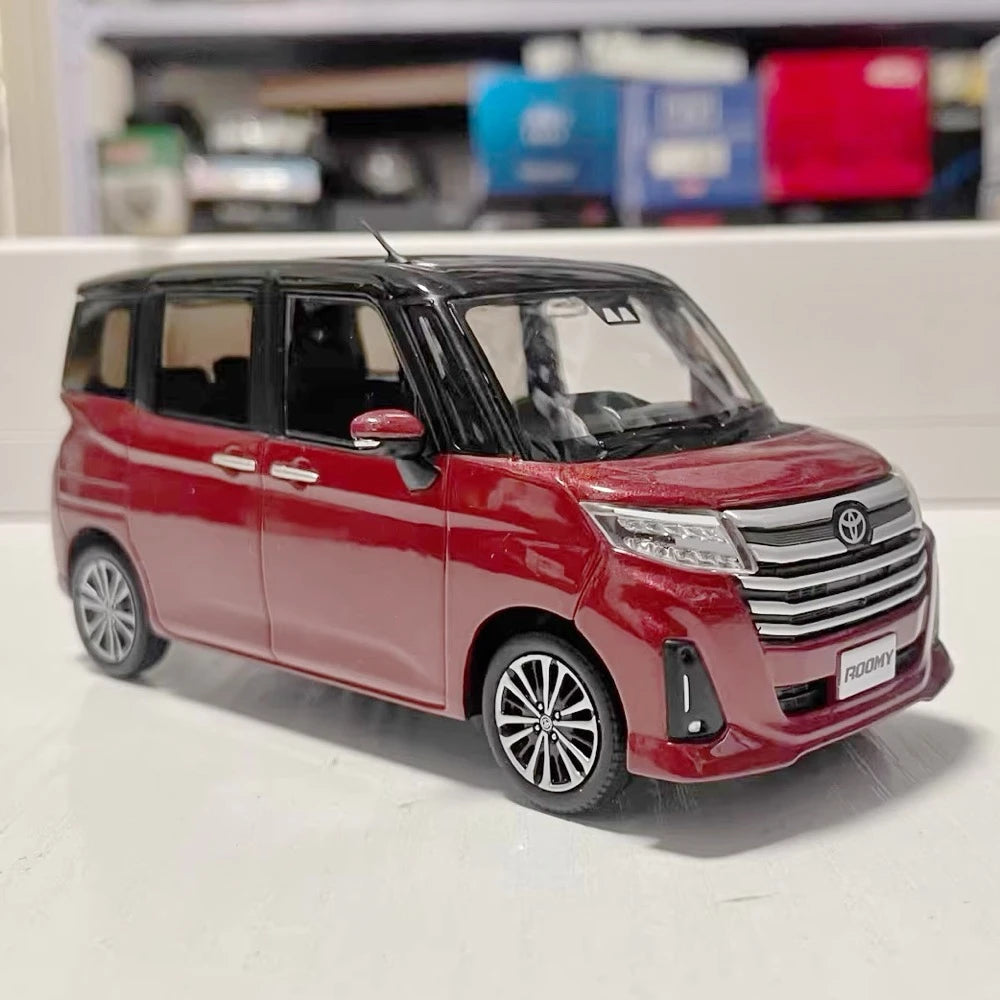 [OEM] 1:30 Toyota 2016 Roomy M900A Red Model Car Die-Cast