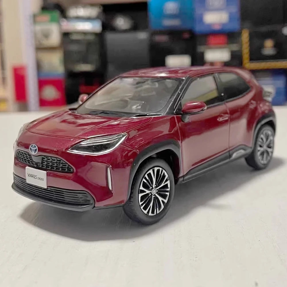 [OEM] 1:30 Toyota 2020 Yaris Cross MXPB10 Red Model Car Die-Cast