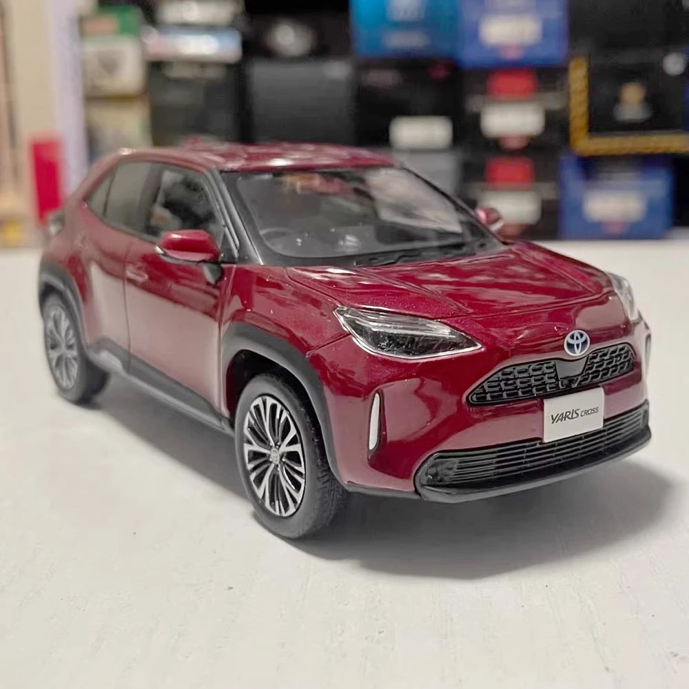 [OEM] 1:30 Toyota 2020 Yaris Cross MXPB10 Red Model Car Die-Cast