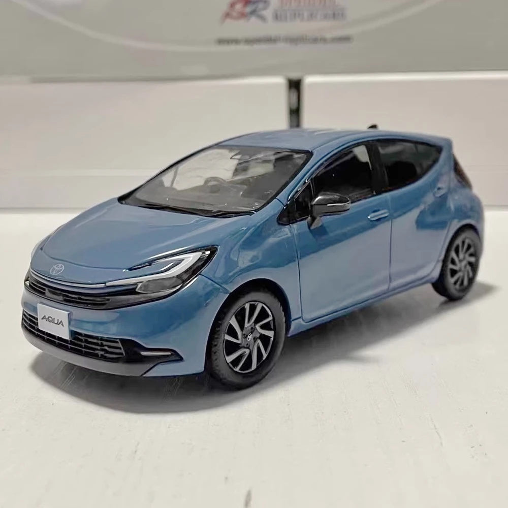 [OEM] 1:30 Toyota 2021 Aqua MXPK10 Blue Model Car Die-Cast