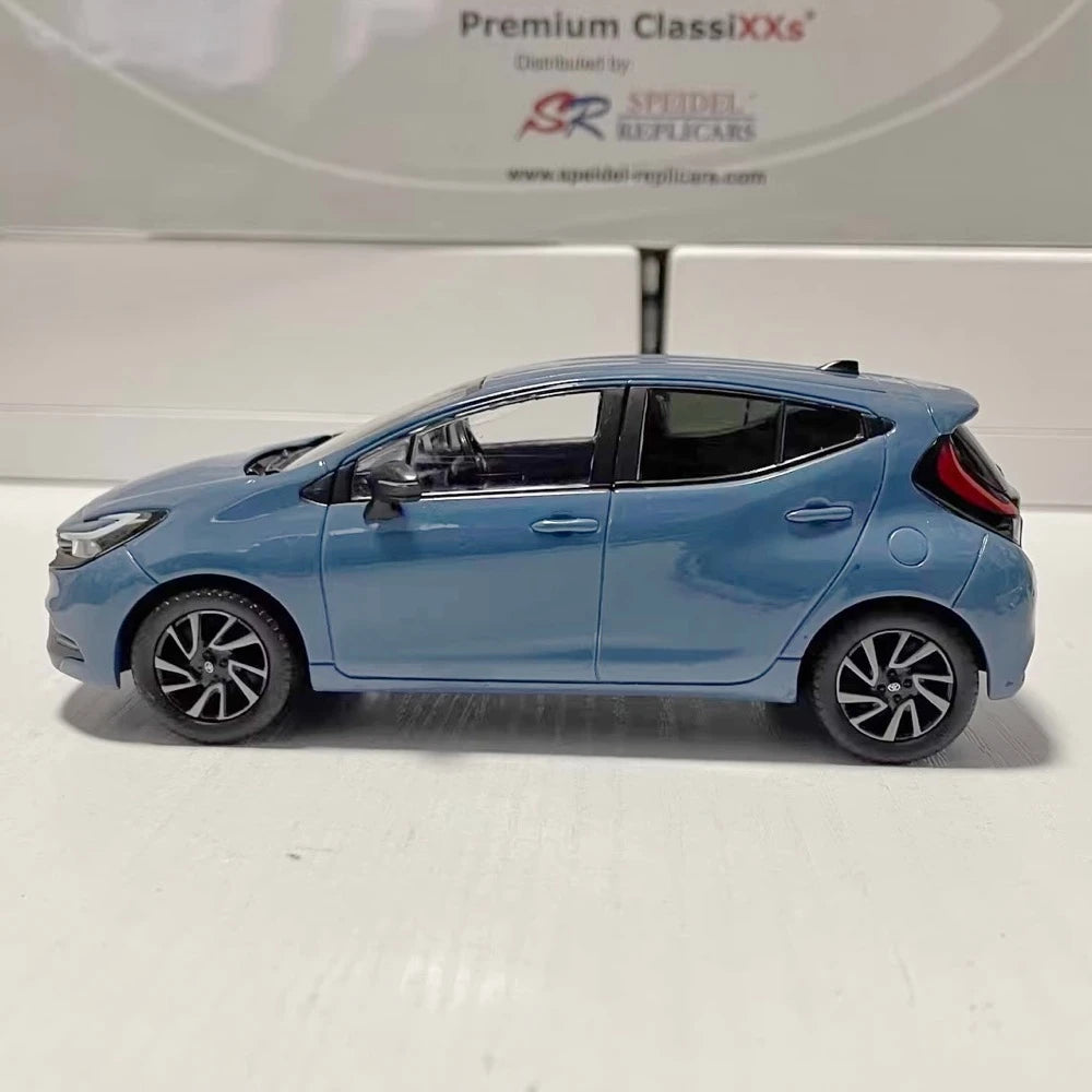 [OEM] 1:30 Toyota 2021 Aqua MXPK10 Blue Model Car Die-Cast