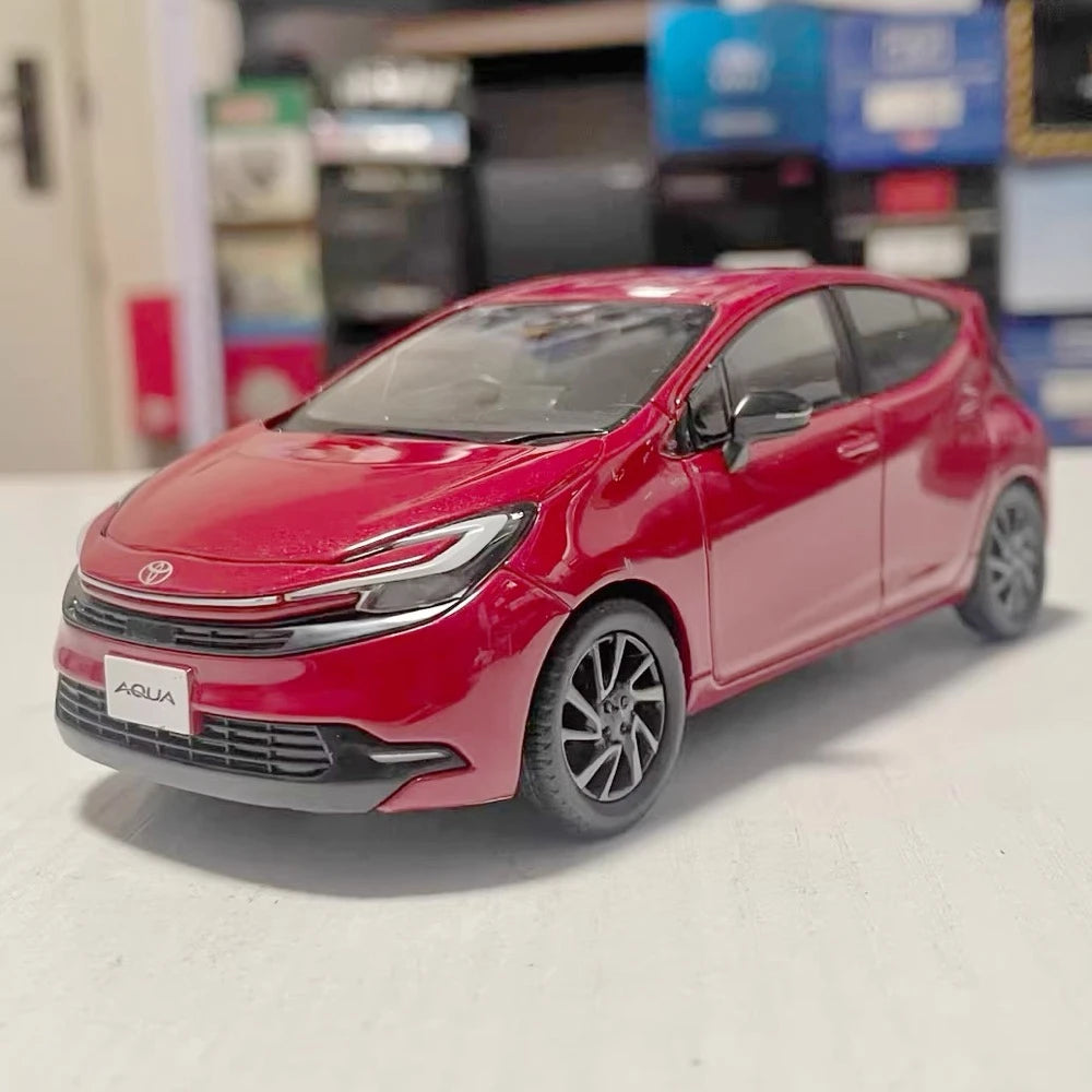 [OEM] 1:30 Toyota 2021 Aqua MXPK10 rouge voiture miniature Die-Cast