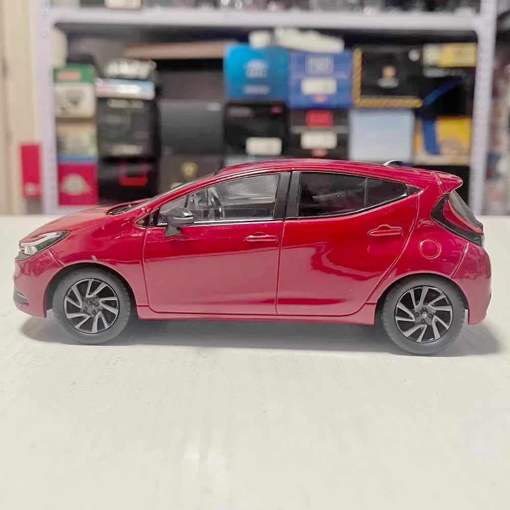 [OEM] 1:30 Toyota 2021 Aqua MXPK10 Red Model Car Die-Cast