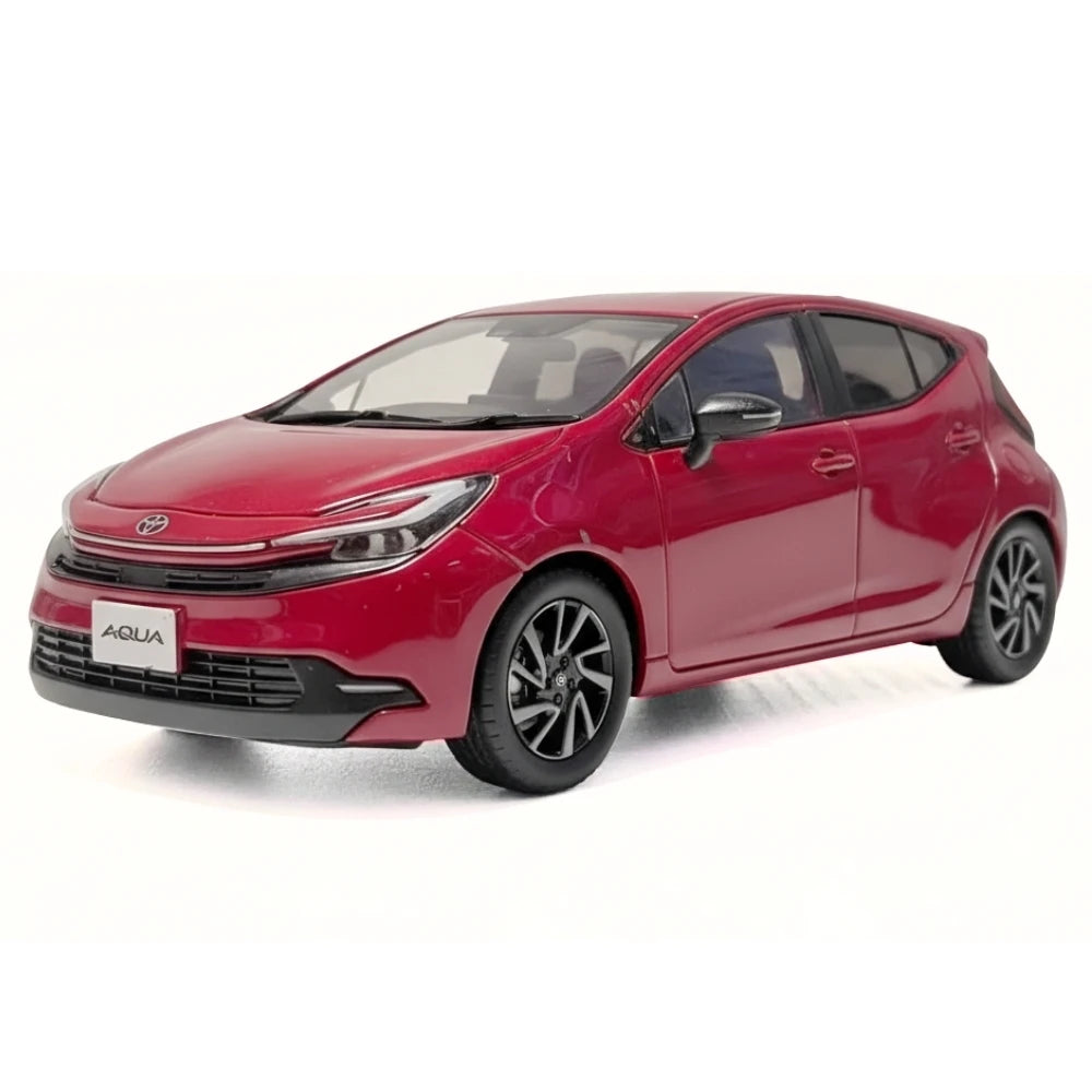 [OEM] 1:30 Toyota 2021 Aqua MXPK10 Red Model Car Die-Cast